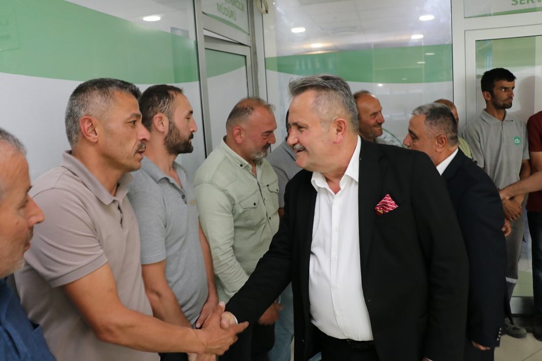 Cumayeri Belediyesi Ailesi Bayramlaştı