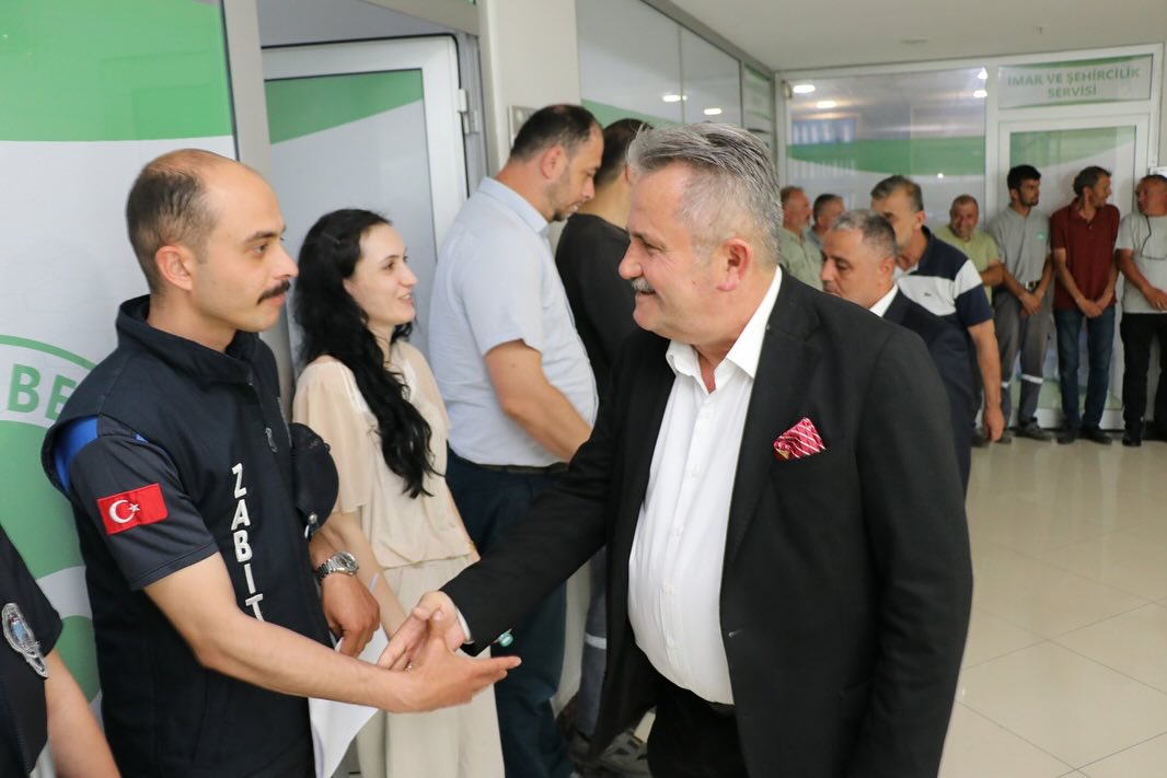 Cumayeri Belediyesi Ailesi Bayramlaştı