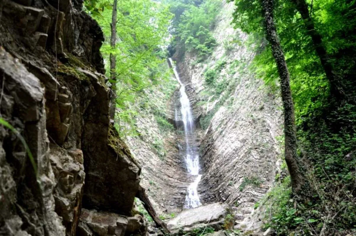 Harmankaya Şelalesi