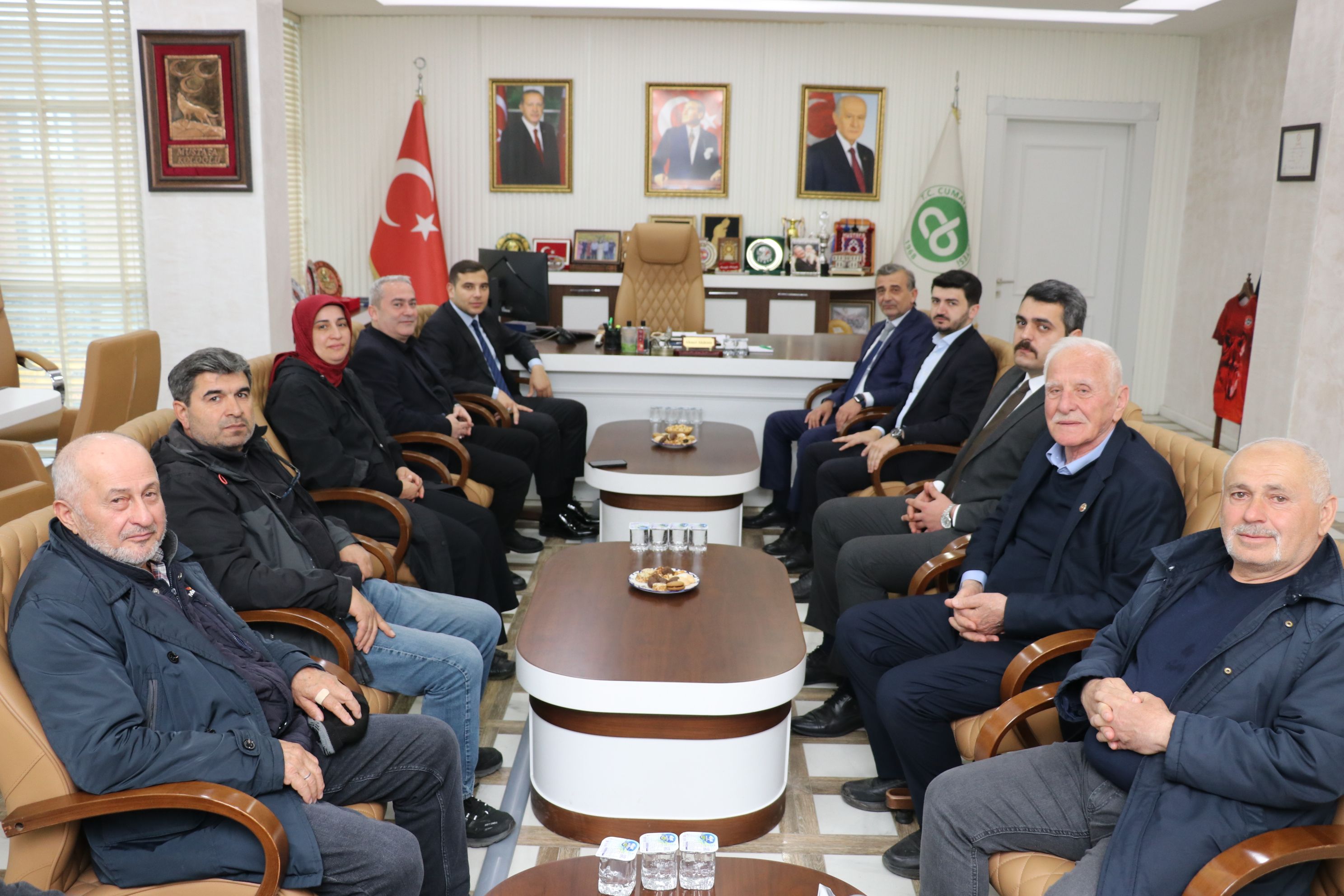 Ülkü Ocakları’ndan Cumayeri Belediyesi’ne Nezaket Ziyareti